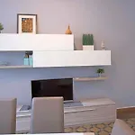 Апартаменты Duomo Amazing Downtown Centre Комо