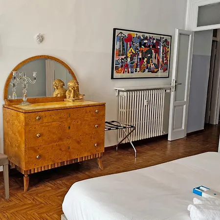شقة Duomo Amazing Downtown Centre